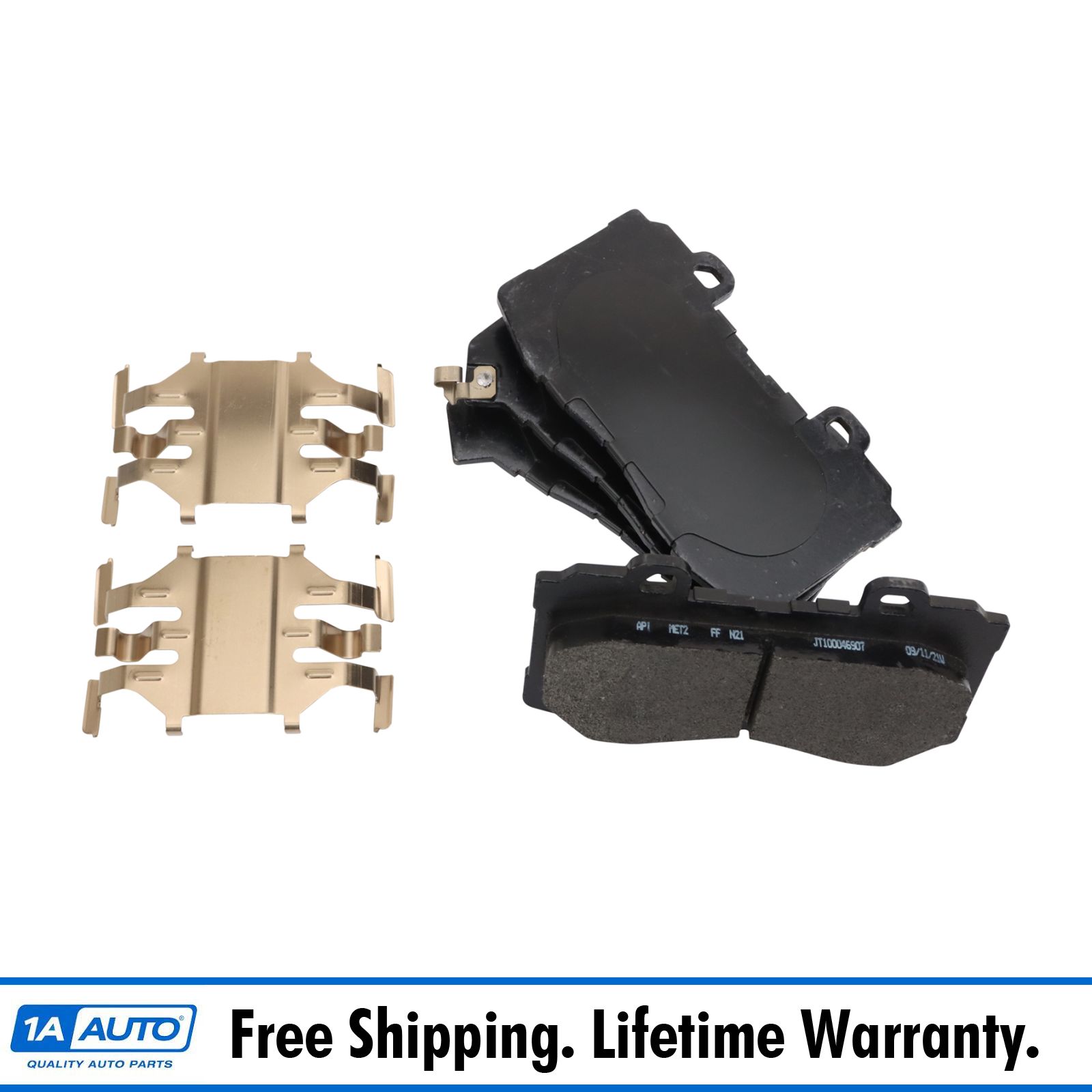 Front Semi Metallic Brake Pad Set for Cadillac STS CTS Grand Prix GXP